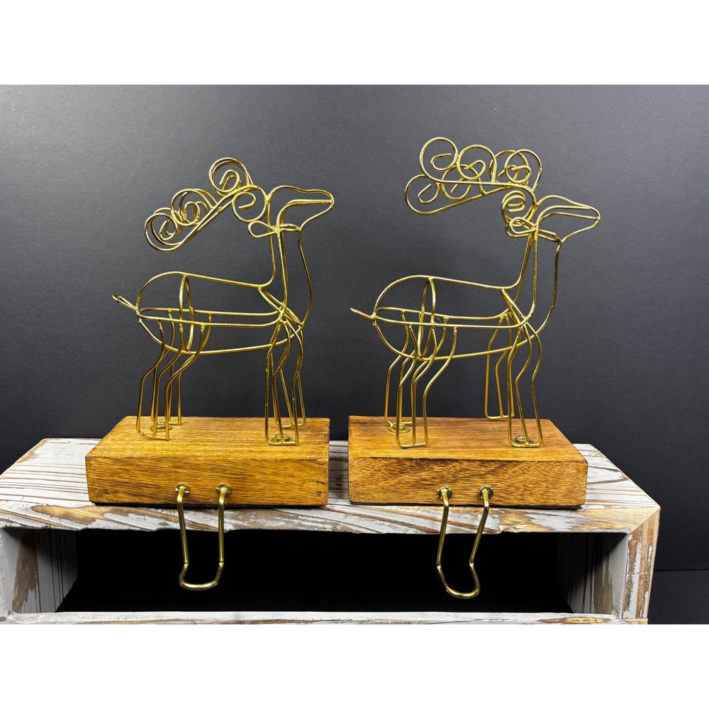 Crate & Barrel Deer on Wood Christmas Stocking Holder Gold Tone Wire Set